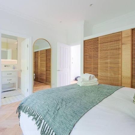 Stunning Two Bed Apartment Rh8 Лондон Экстерьер фото